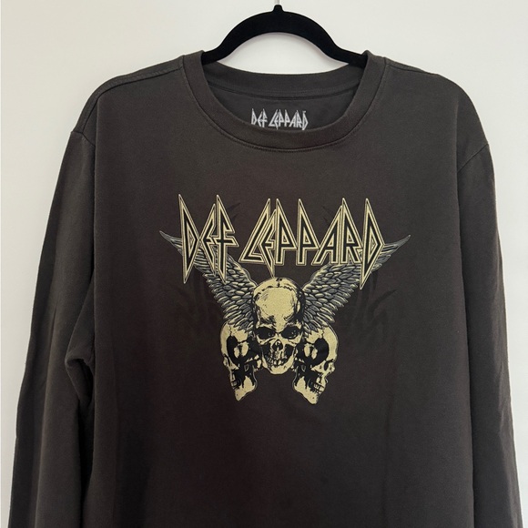 Def Leppard Skull Graphic Sweatshirt Black Band Logo Pullover Crewneck Size L - Picture 3 of 7